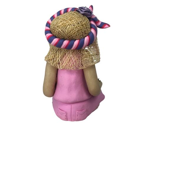 Old Lady Gardener  Diana Manning Figurine - Picture 3 of 6